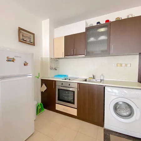 Triumph Village - Private - Black Sea شقة *