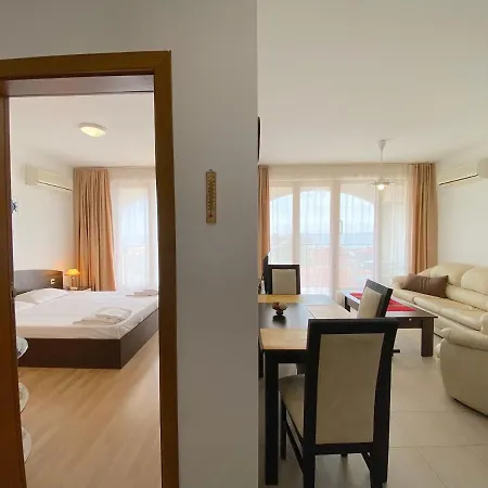 شقة Triumph Village - Private - Black Sea